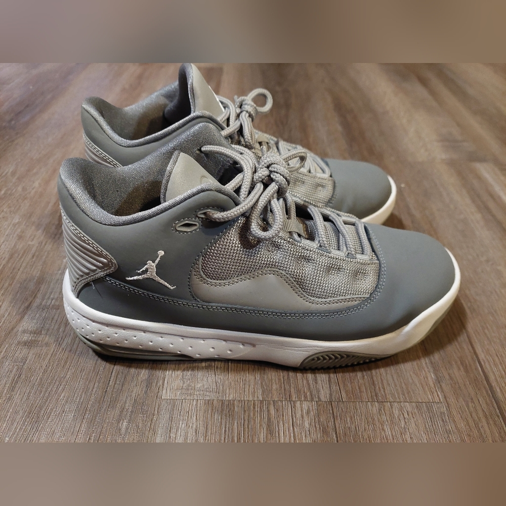 Grey Jordan's